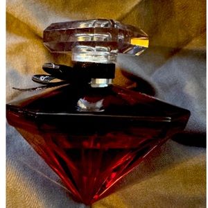 Tresor La nuit a La folie